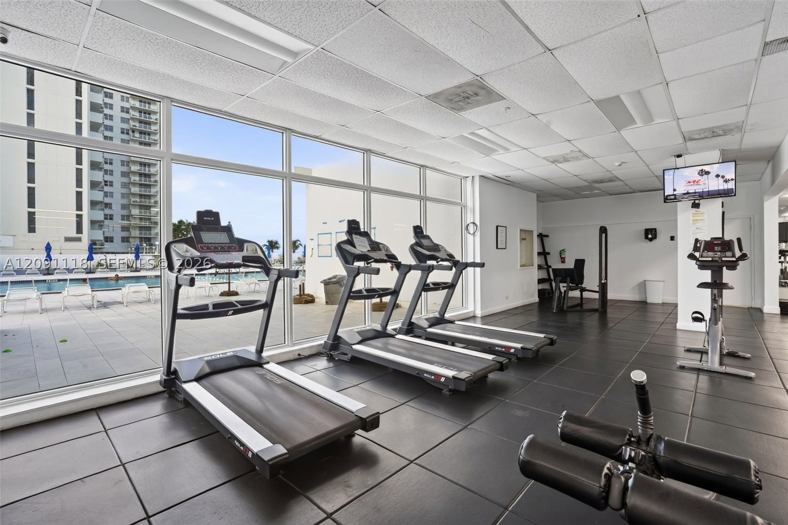 Real estate property located at 5601 Collins ave #1716, Miami-dade, The Pavilion Condo, Miami Beach, FL