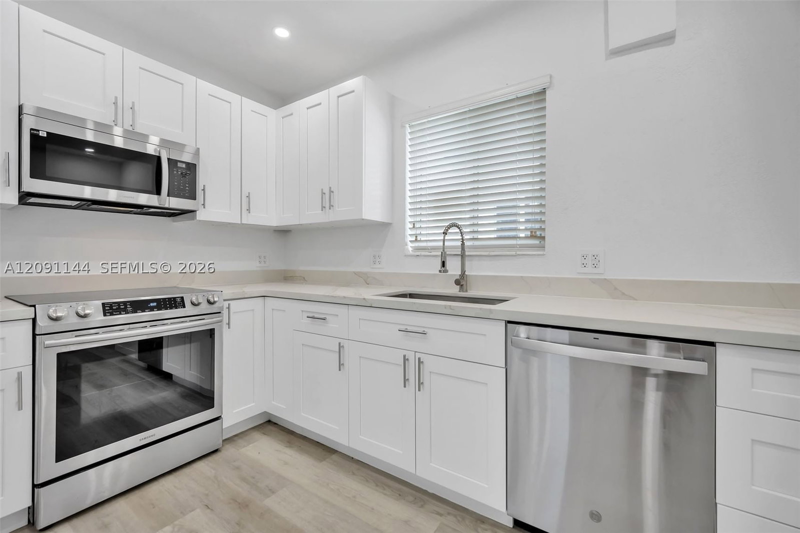 Real estate property located at 1401 152nd St, Miami-dade, Washington Park, North Miami Beach, FL
