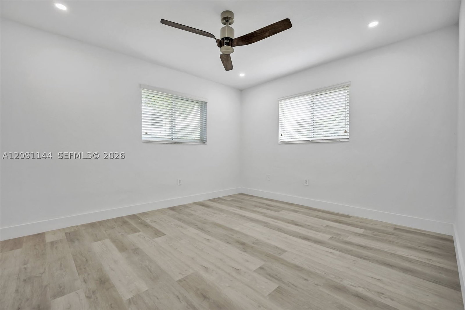 Real estate property located at 1401 152nd St, Miami-dade, Washington Park, North Miami Beach, FL