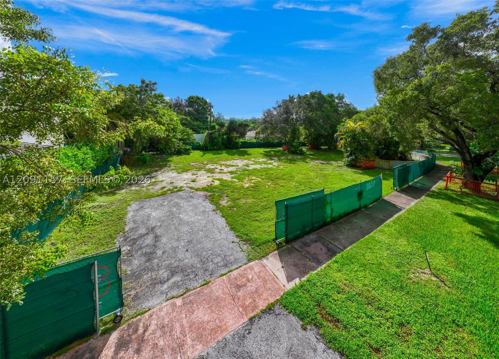 Real estate property located at 3807 Durango St, Miami-dade, Coral Gables Country Club, Coral Gables, FL