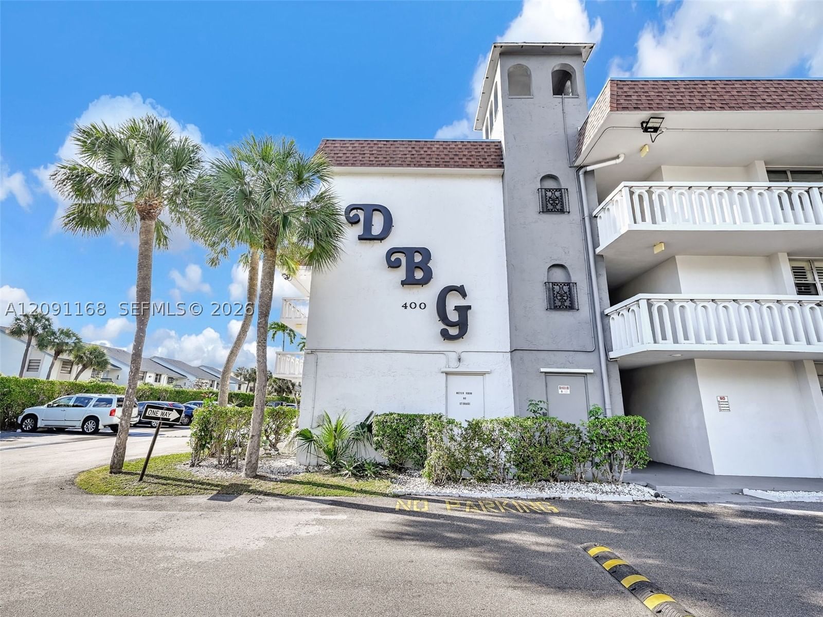 Real estate property located at 400 10th St #303, Broward, Deerfield Beach Gardens C, Deerfield Beach, FL