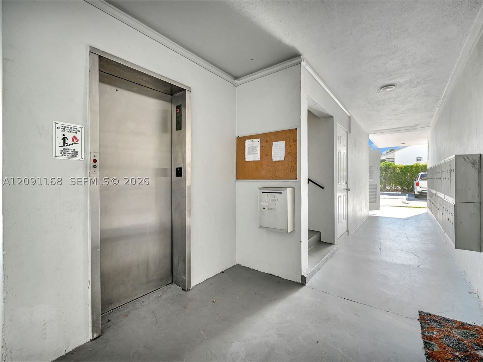 Real estate property located at 400 10th St #303, Broward, Deerfield Beach Gardens C, Deerfield Beach, FL
