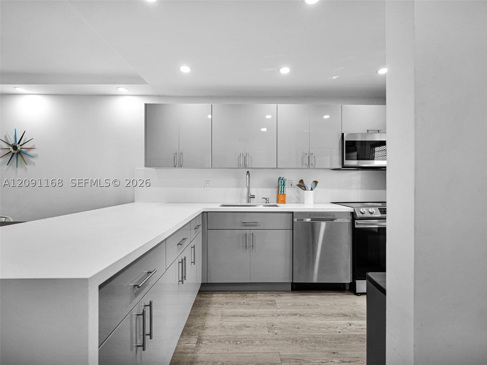 Real estate property located at 400 10th St #303, Broward, Deerfield Beach Gardens C, Deerfield Beach, FL
