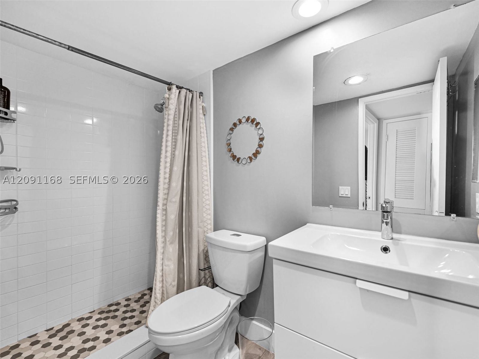 Real estate property located at 400 10th St #303, Broward, Deerfield Beach Gardens C, Deerfield Beach, FL