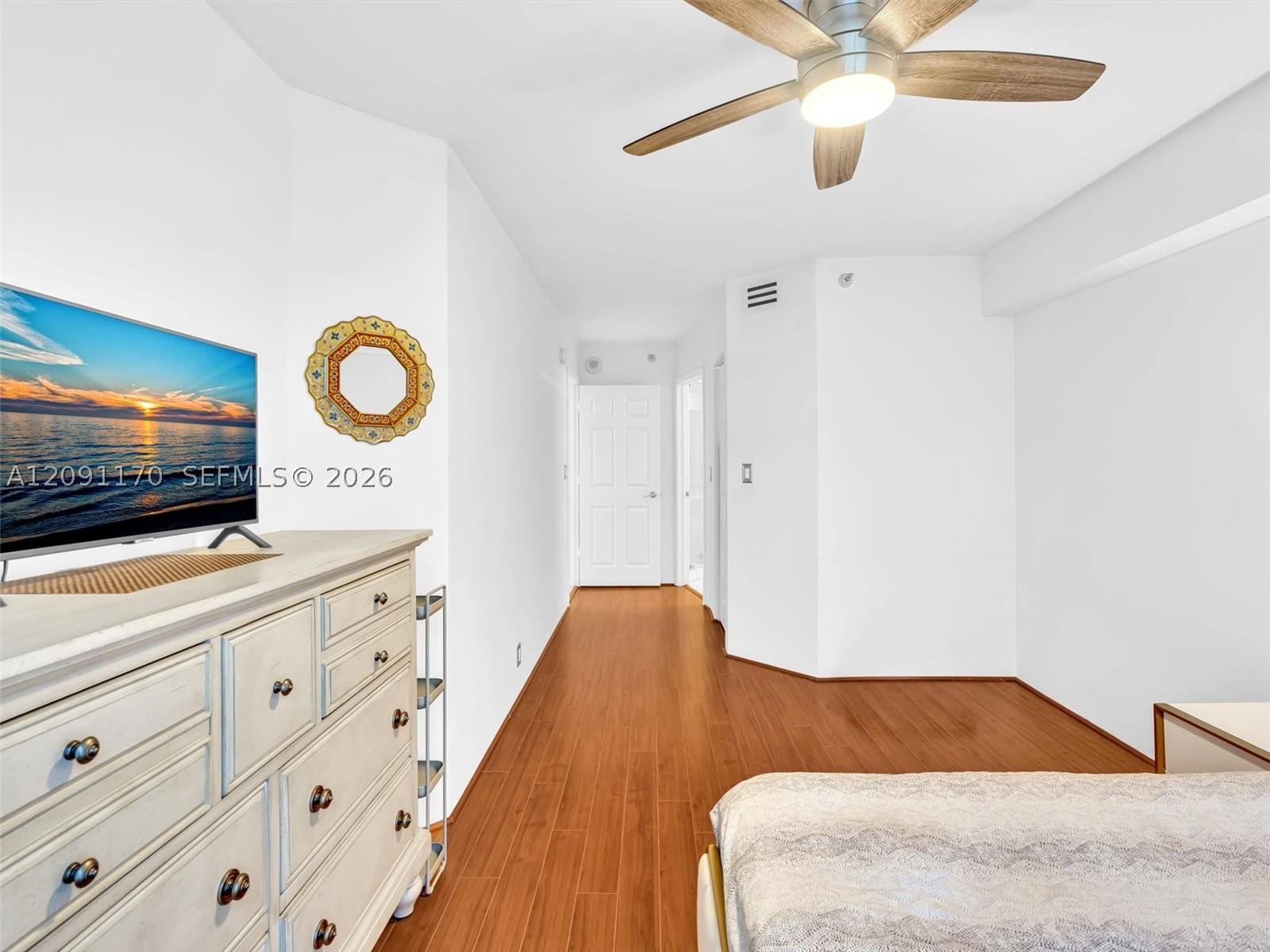 Real estate property located at 3530 Mystic Pointe Dr #2002, Miami-dade, Mystic Pointe Tower 500 C, Aventura, FL
