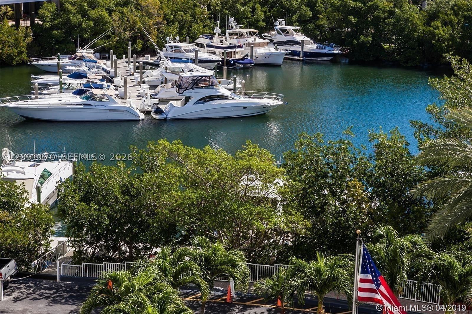 Real estate property located at 3530 Mystic Pointe Dr #2002, Miami-dade, Mystic Pointe Tower 500 C, Aventura, FL