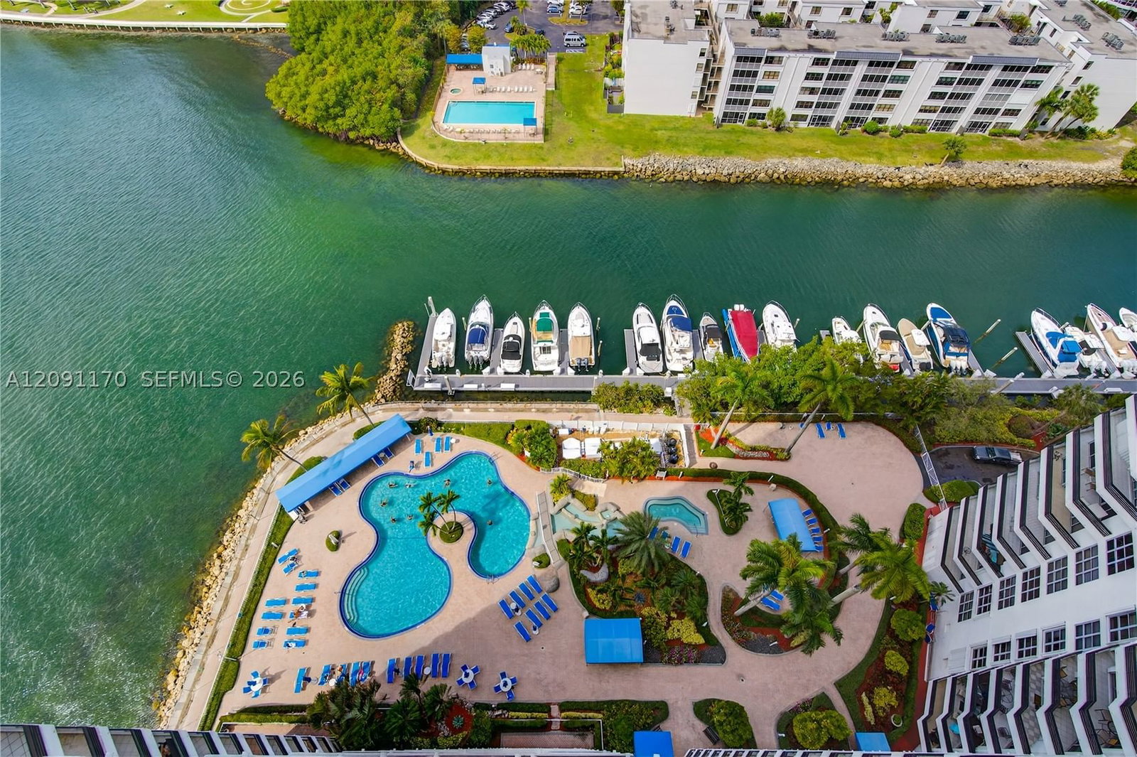 Real estate property located at 3530 Mystic Pointe Dr #2002, Miami-dade, Mystic Pointe Tower 500 C, Aventura, FL