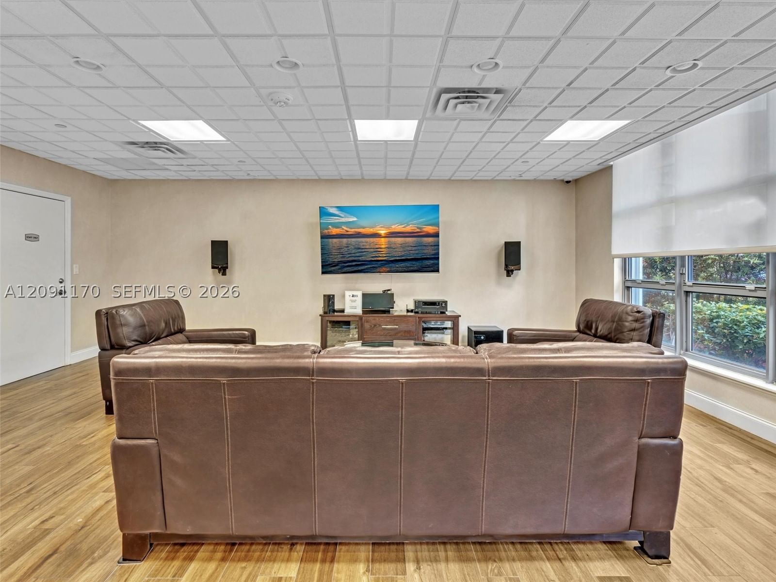 Real estate property located at 3530 Mystic Pointe Dr #2002, Miami-dade, Mystic Pointe Tower 500 C, Aventura, FL