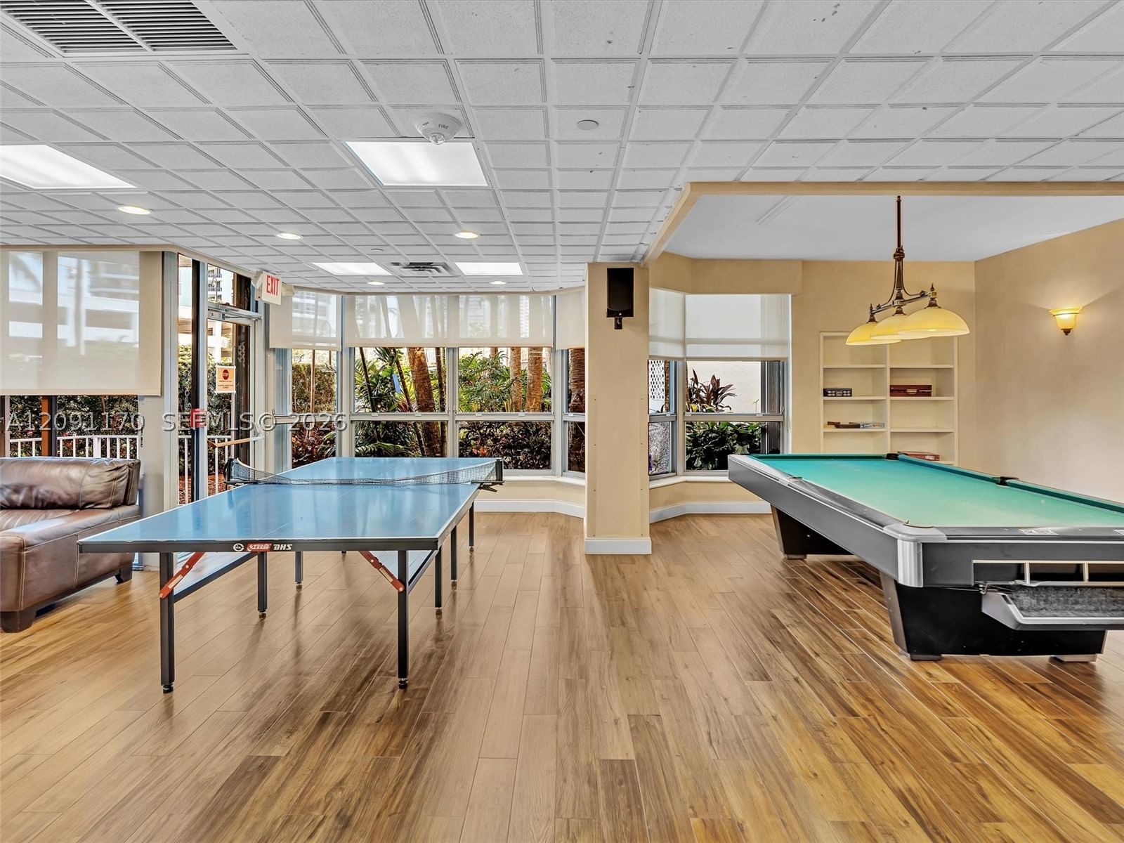 Real estate property located at 3530 Mystic Pointe Dr #2002, Miami-dade, Mystic Pointe Tower 500 C, Aventura, FL