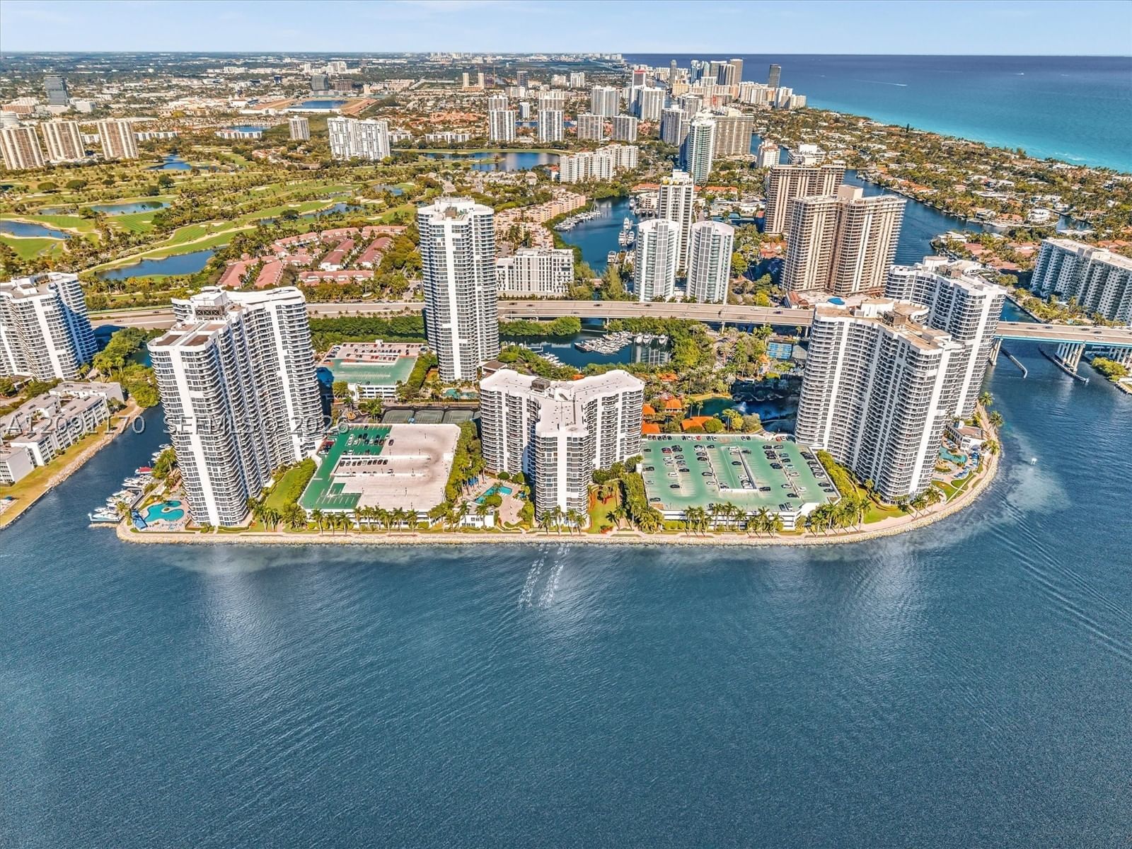 Real estate property located at 3530 Mystic Pointe Dr #2002, Miami-dade, Mystic Pointe Tower 500 C, Aventura, FL