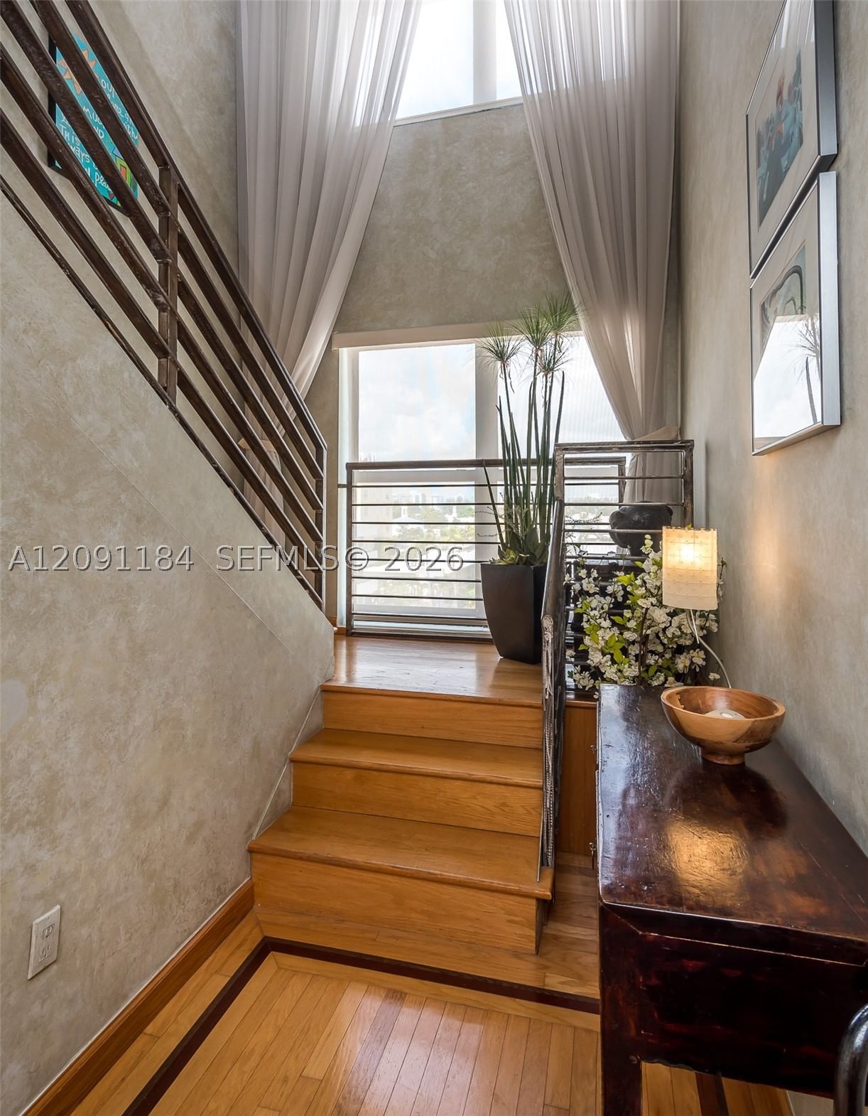 Real estate property located at 1330 Ocean Dr R5F, Miami-dade, The Netherland Condo, Miami Beach, FL