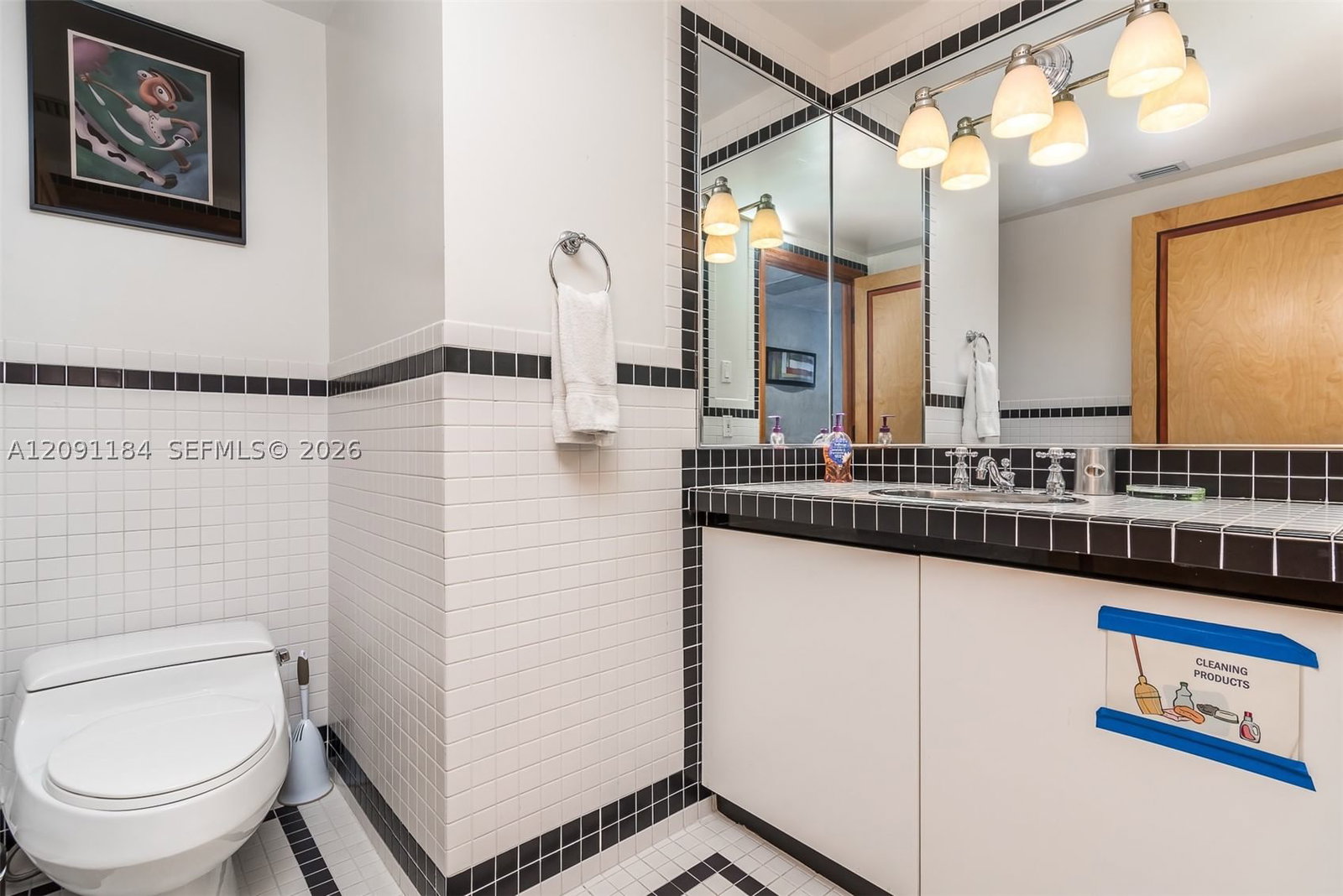 Real estate property located at 1330 Ocean Dr R5F, Miami-dade, The Netherland Condo, Miami Beach, FL