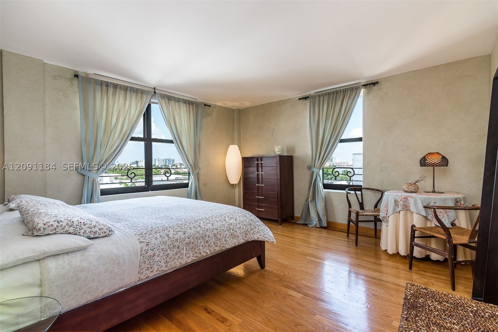 Real estate property located at 1330 Ocean Dr R5F, Miami-dade, The Netherland Condo, Miami Beach, FL