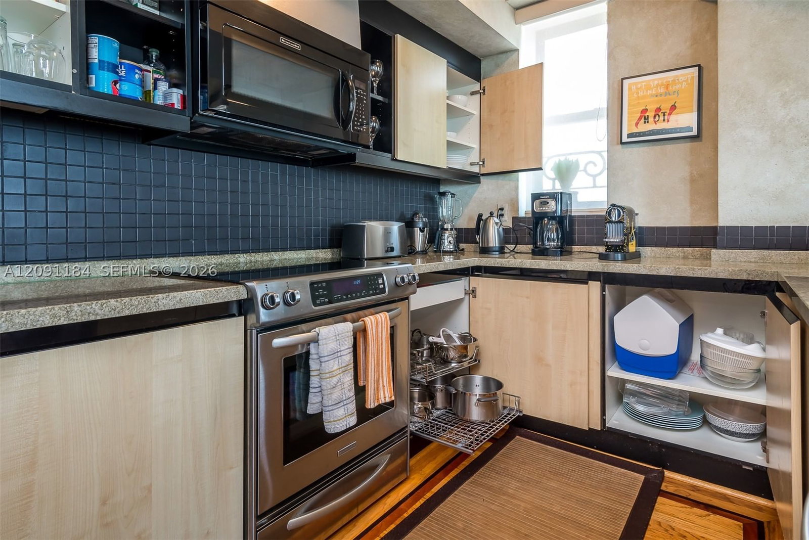 Real estate property located at 1330 Ocean Dr R5F, Miami-dade, The Netherland Condo, Miami Beach, FL