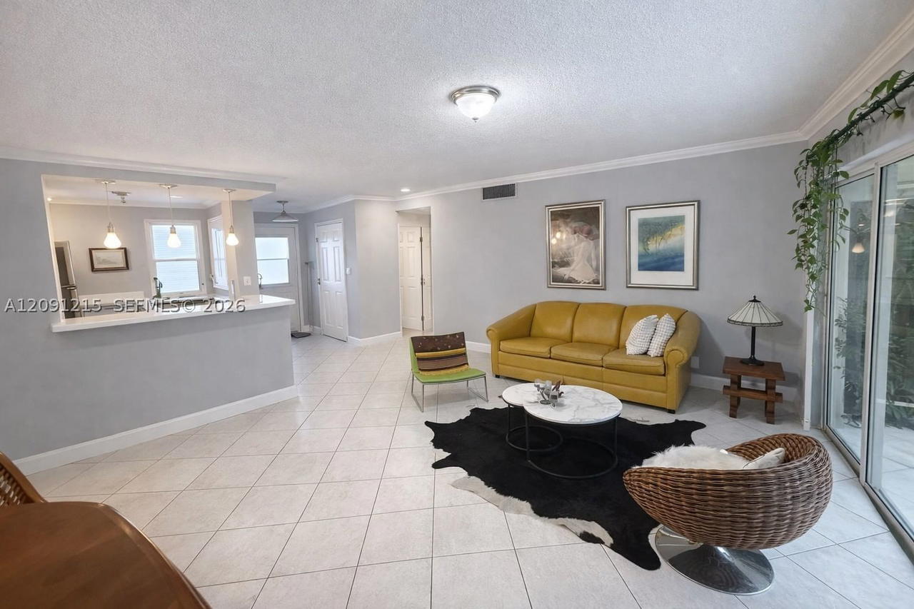Real estate property located at 600 14th Ave #224, Broward, Fairways North Co-op, Hallandale Beach, FL