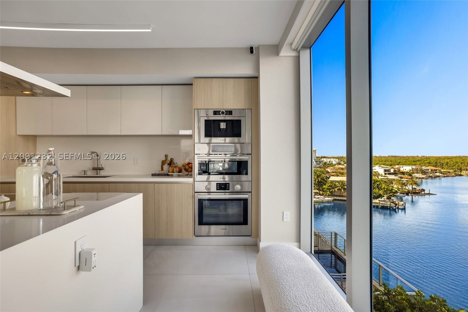 Real estate property located at 330 Sunny Isles Blvd #5-701, Miami-dade, Parque Towers Condo, Sunny Isles Beach, FL
