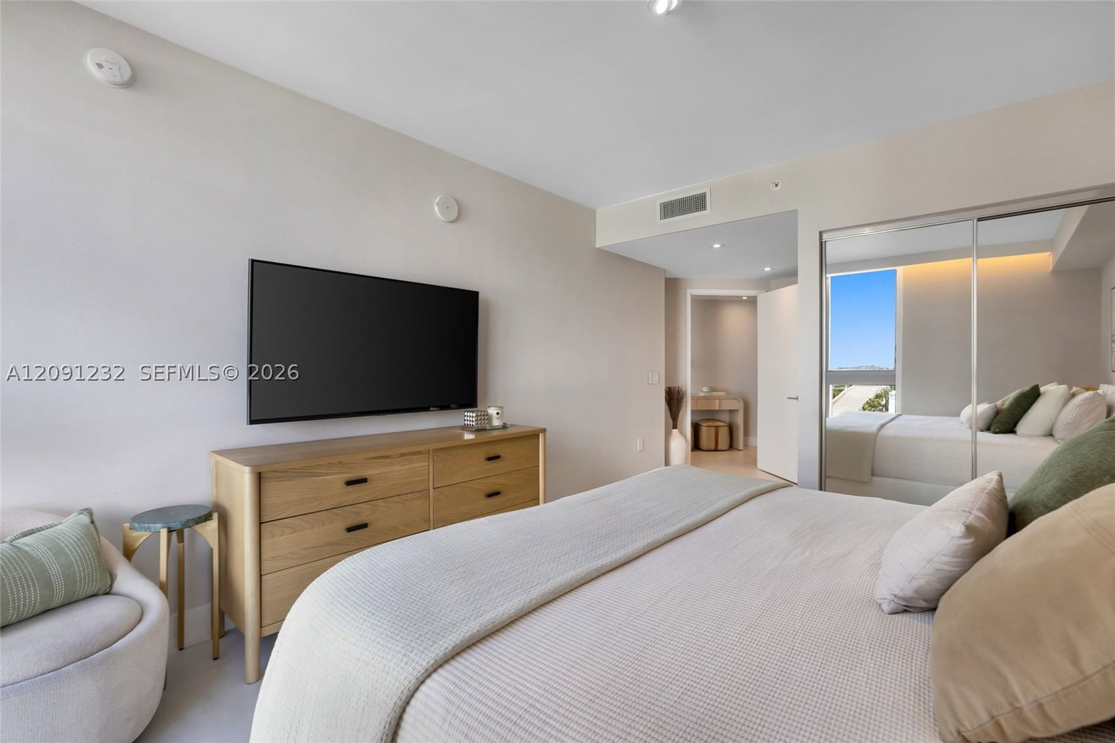 Real estate property located at 330 Sunny Isles Blvd #5-701, Miami-dade, Parque Towers Condo, Sunny Isles Beach, FL