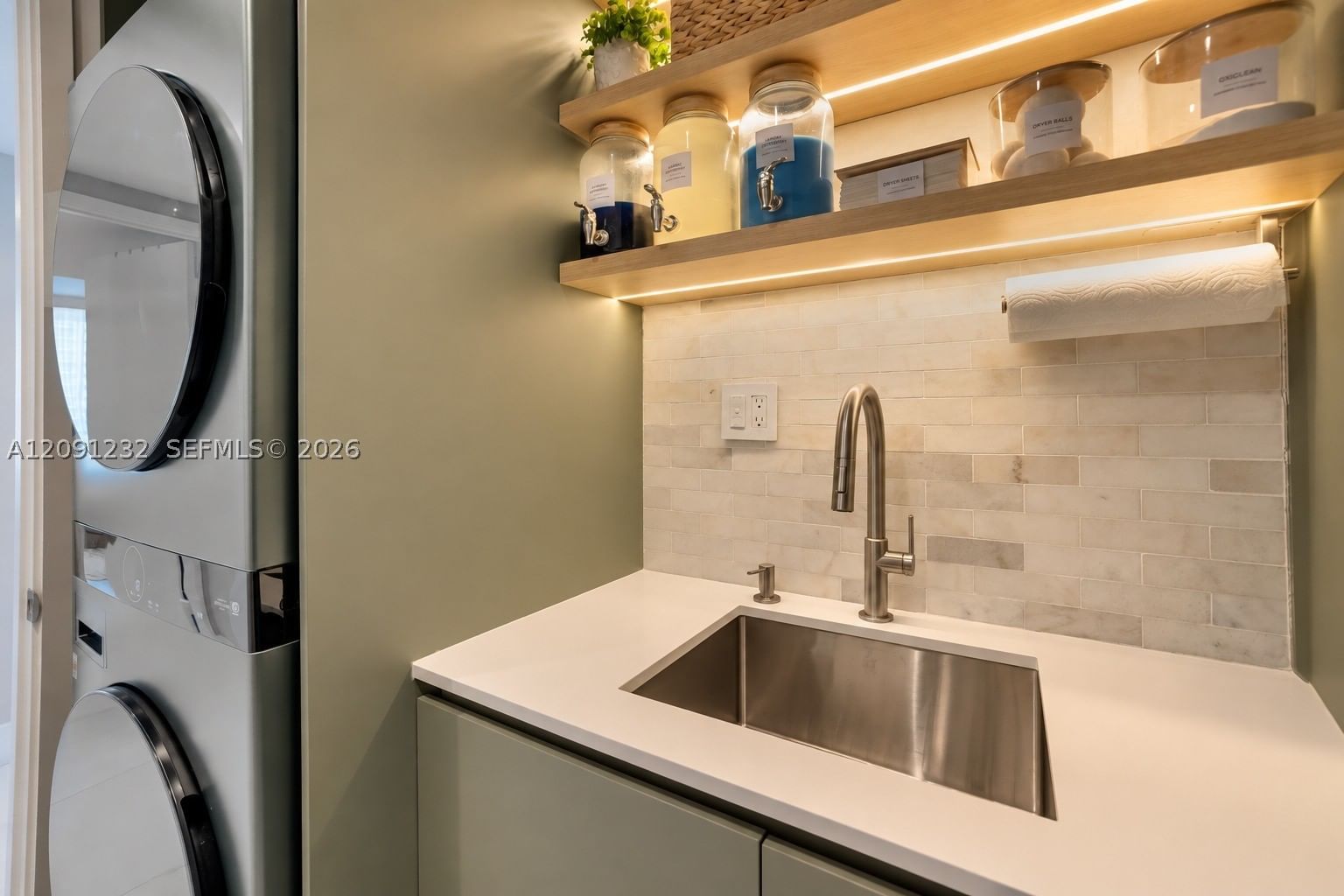 Real estate property located at 330 Sunny Isles Blvd #5-701, Miami-dade, Parque Towers Condo, Sunny Isles Beach, FL