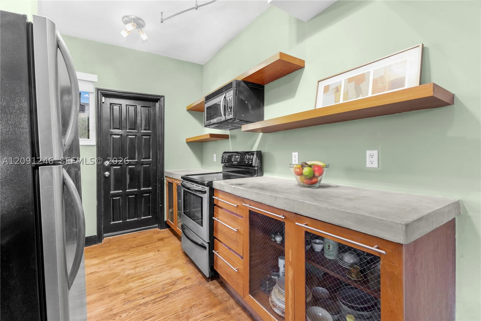Real estate property located at 711 14th St #4, Miami-dade, Beachway Condo, Miami Beach, FL