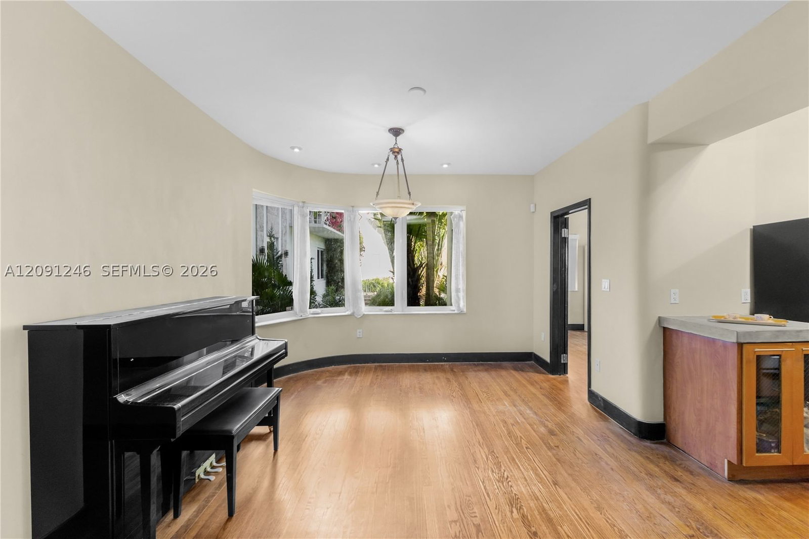 Real estate property located at 711 14th St #4, Miami-dade, Beachway Condo, Miami Beach, FL