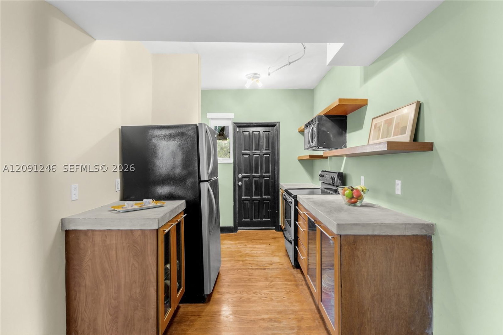 Real estate property located at 711 14th St #4, Miami-dade, Beachway Condo, Miami Beach, FL