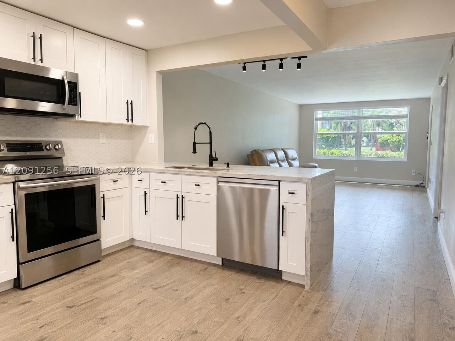 Real estate property located at 1701 75th Ave #104, Broward, Omega 9 Condo, Plantation, FL