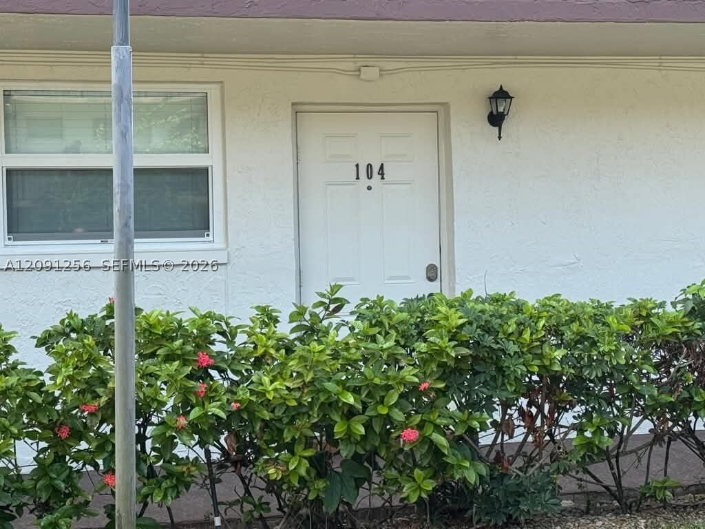 Real estate property located at 1701 75th Ave #104, Broward, Omega 9 Condo, Plantation, FL