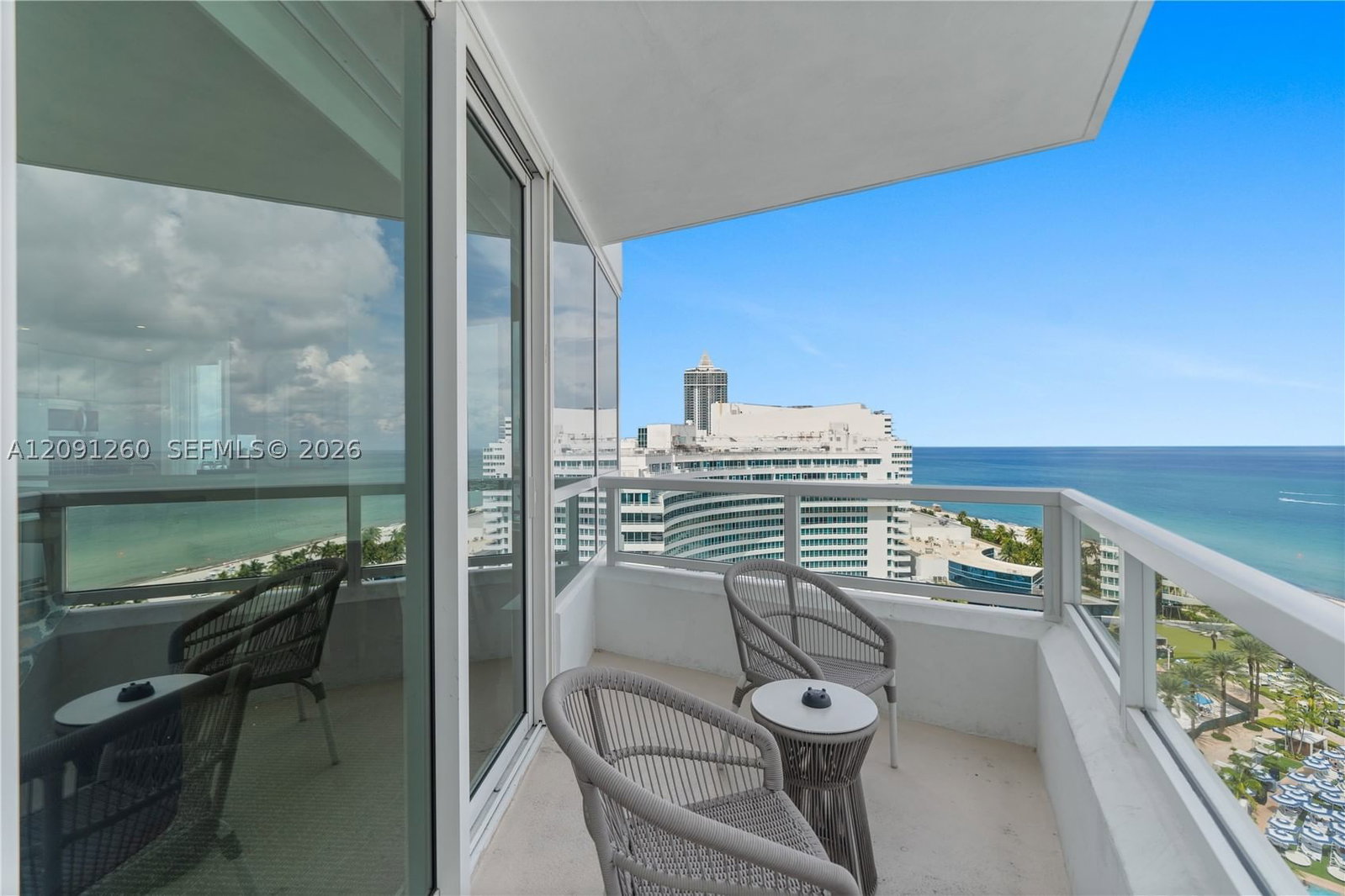 Real estate property located at 4401 Collins Ave #1703, Miami-dade, Fontainebleau Ii Condo, Miami Beach, FL