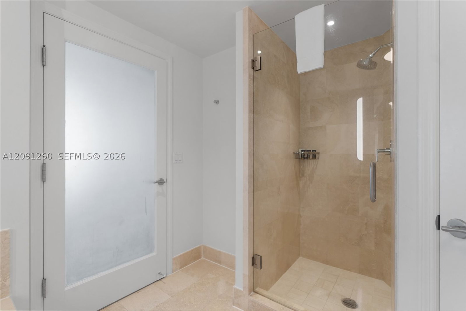 Real estate property located at 4401 Collins Ave #1703, Miami-dade, Fontainebleau Ii Condo, Miami Beach, FL