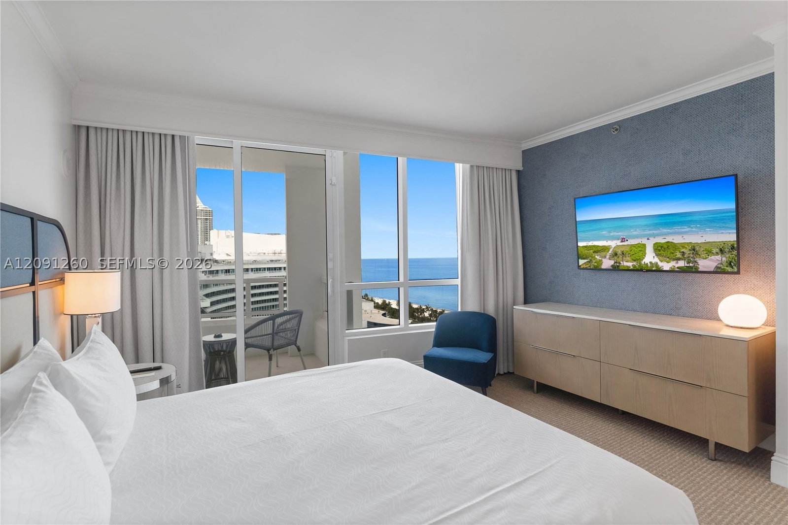 Real estate property located at 4401 Collins Ave #1703, Miami-dade, Fontainebleau Ii Condo, Miami Beach, FL