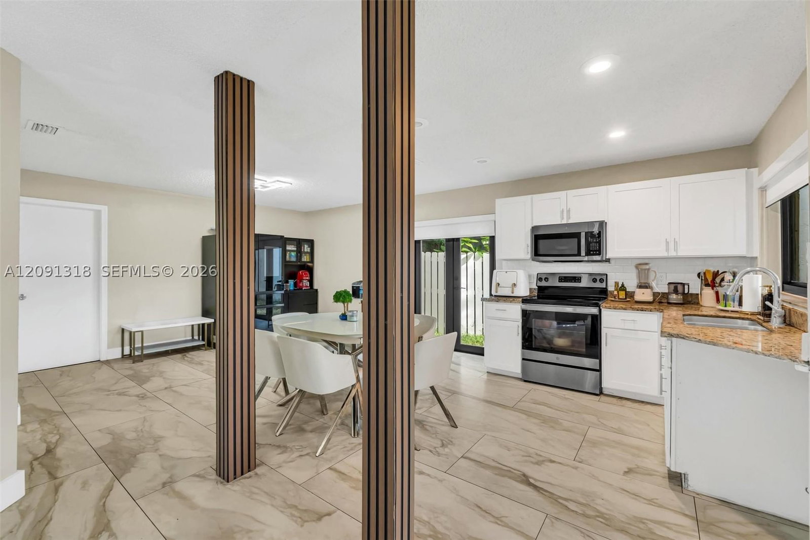 Real estate property located at 2836 River Run Cir W, Broward, River Run Garden Homes, Miramar, FL