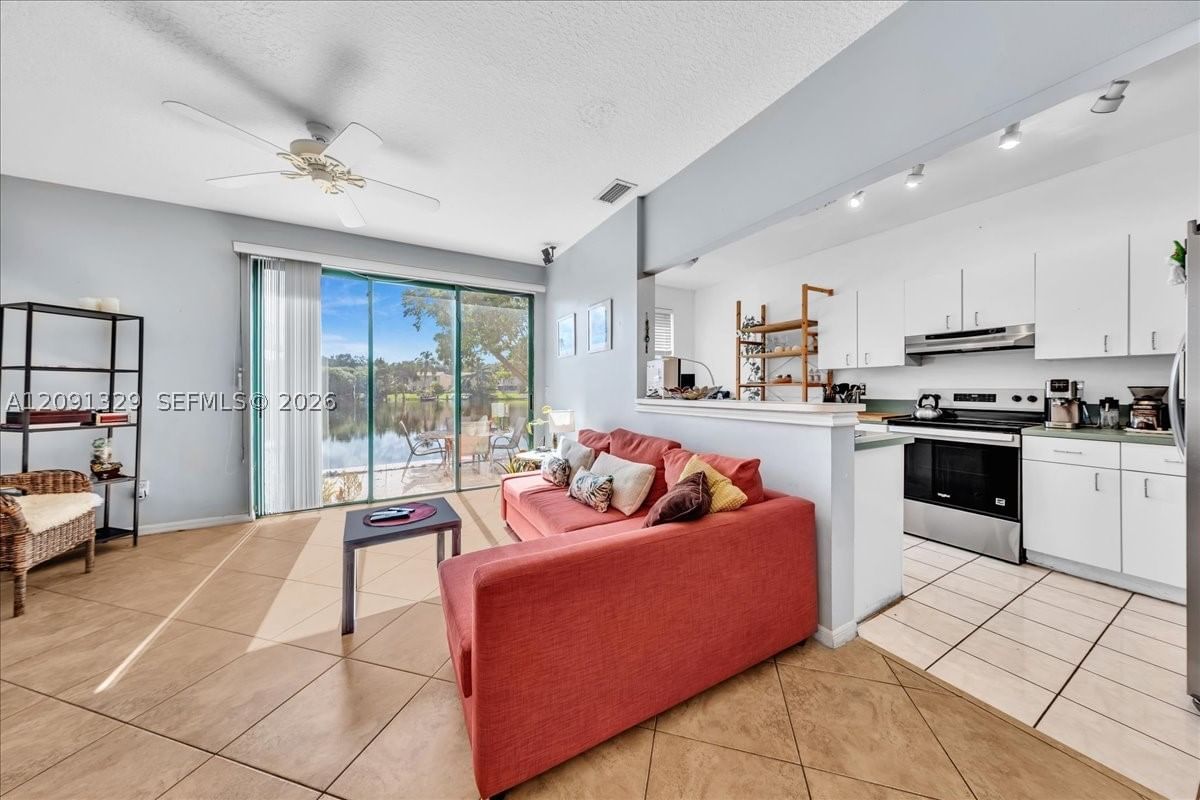 Real estate property located at 1408 126th Ave #1408, Broward, Savannah Plat 3, Sunrise, FL