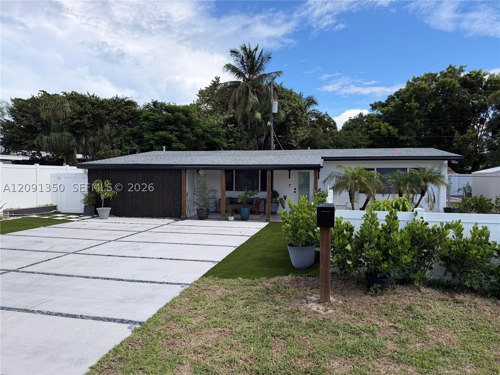 Real estate property located at 310 12th Ave, Broward, Pinecrest Acres-resub Of, Pompano Beach, FL