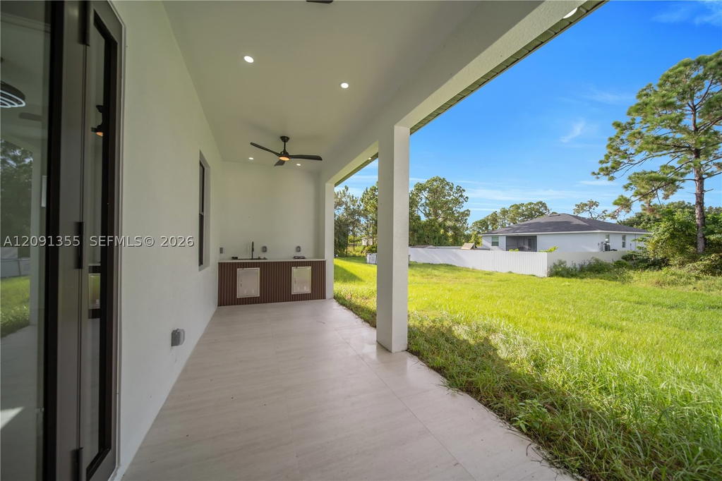 Real estate property located at 3306 17th St SW, Lee, Lehigh Acres, Lehigh Acres, FL