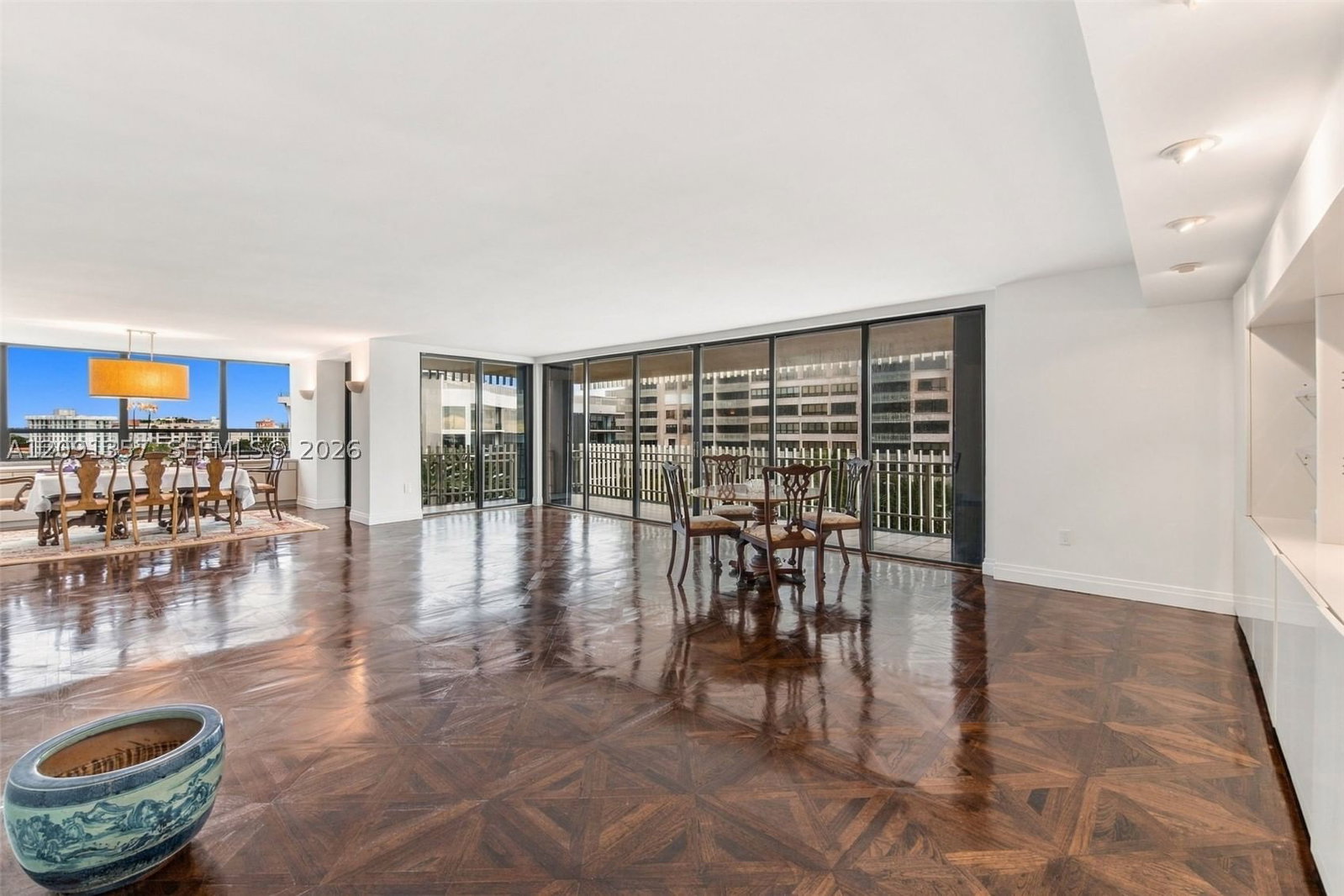 Real estate property located at 2 Grove Isle Dr B609, Miami-dade, Grove Isle Condo, Miami, FL