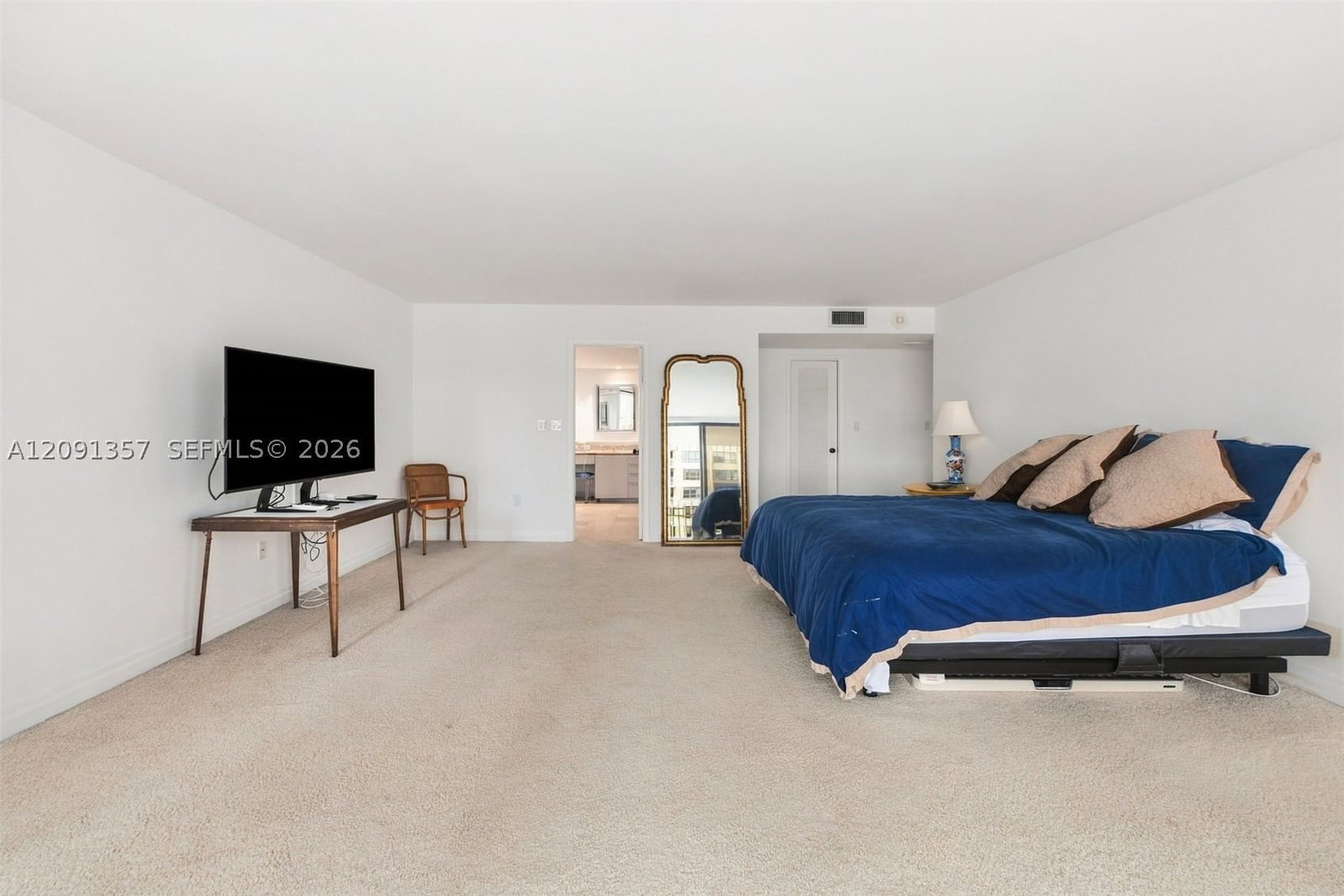 Real estate property located at 2 Grove Isle Dr B609, Miami-dade, Grove Isle Condo, Miami, FL