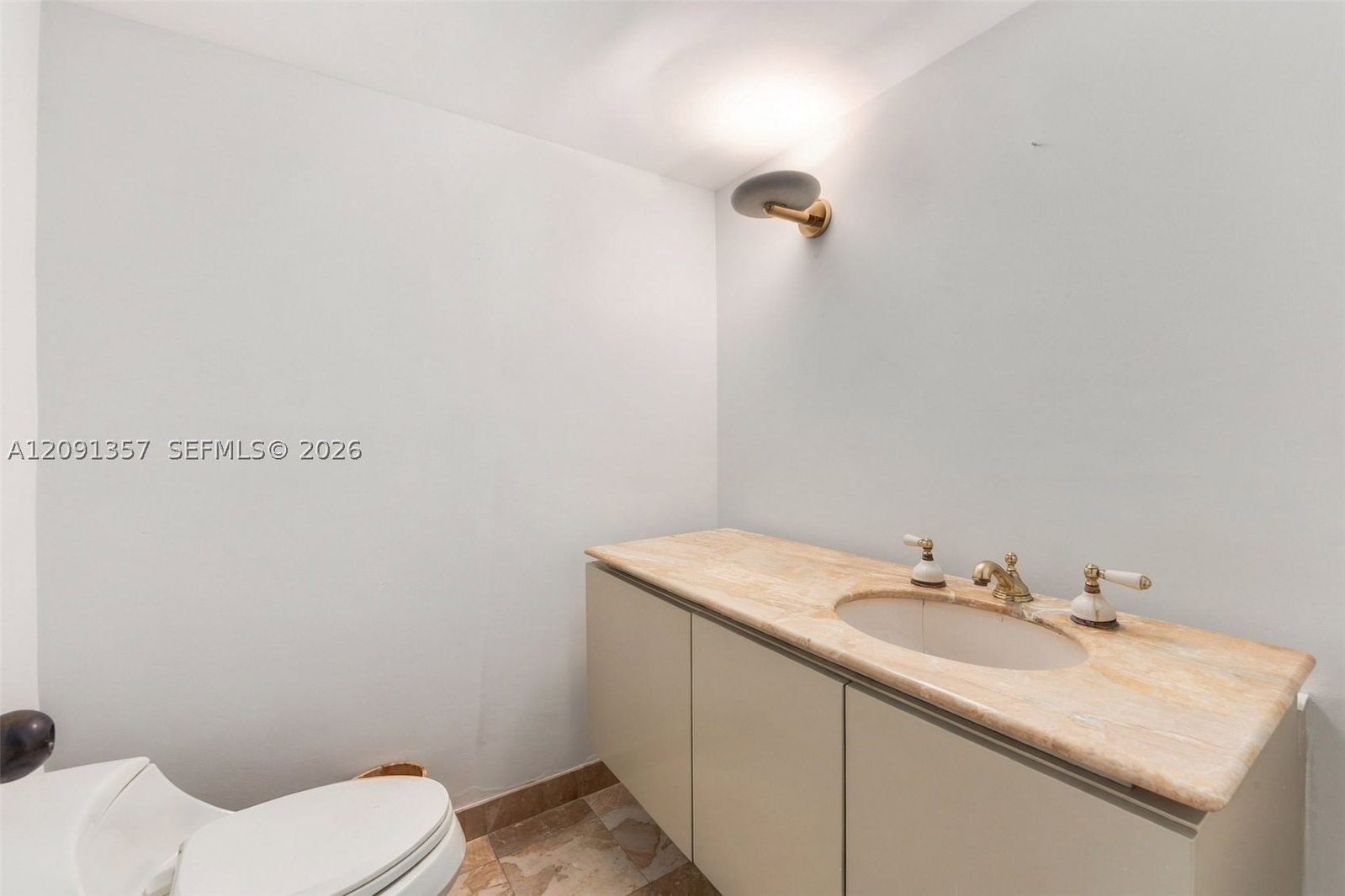 Real estate property located at 2 Grove Isle Dr B609, Miami-dade, Grove Isle Condo, Miami, FL