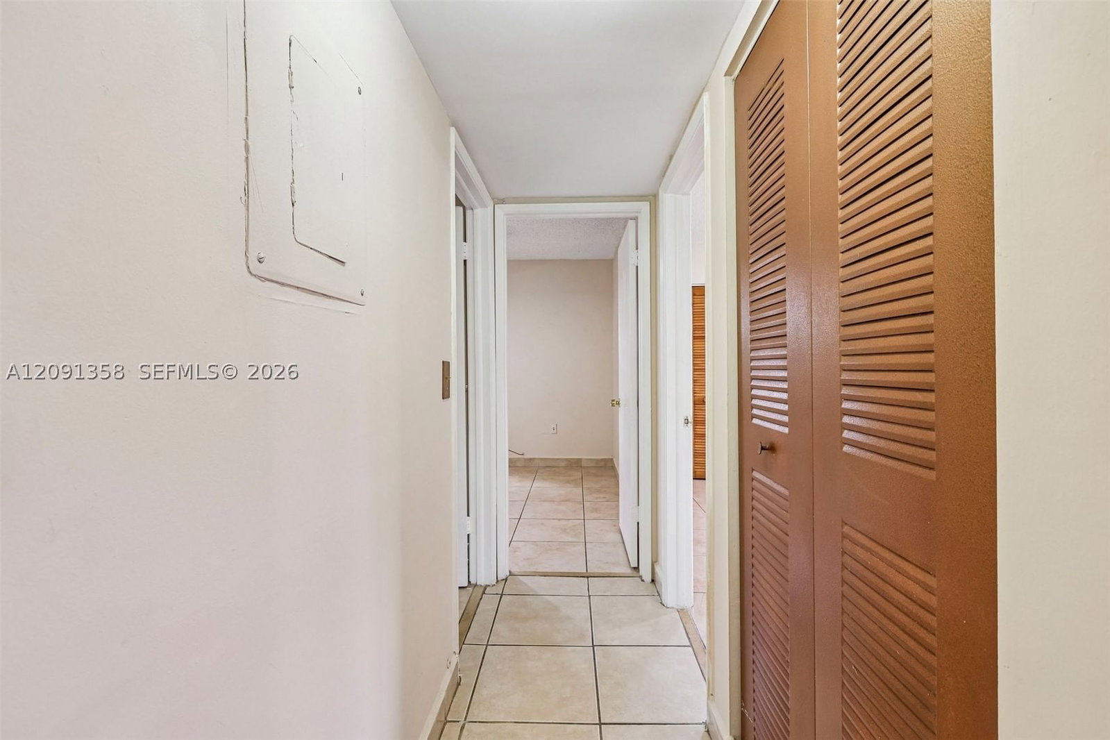 Real estate property located at 241 Park Dr #5-202, Miami-dade, Indian Summer Vilg Condo, Miami, FL