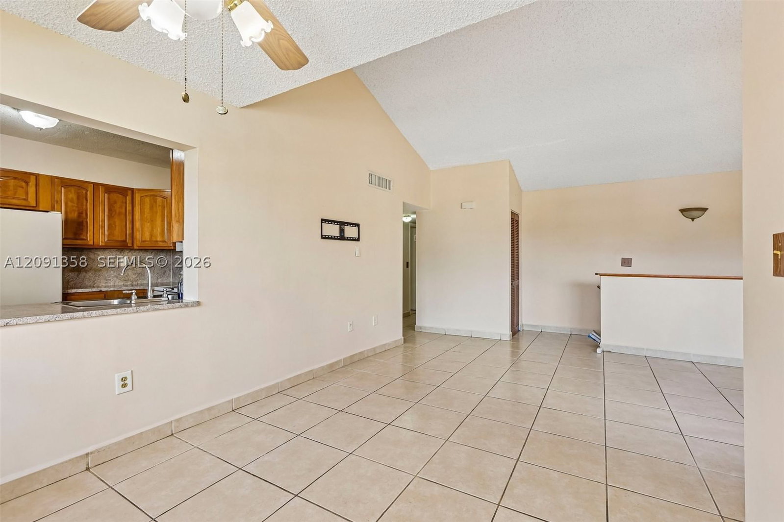 Real estate property located at 241 Park Dr #5-202, Miami-dade, Indian Summer Vilg Condo, Miami, FL