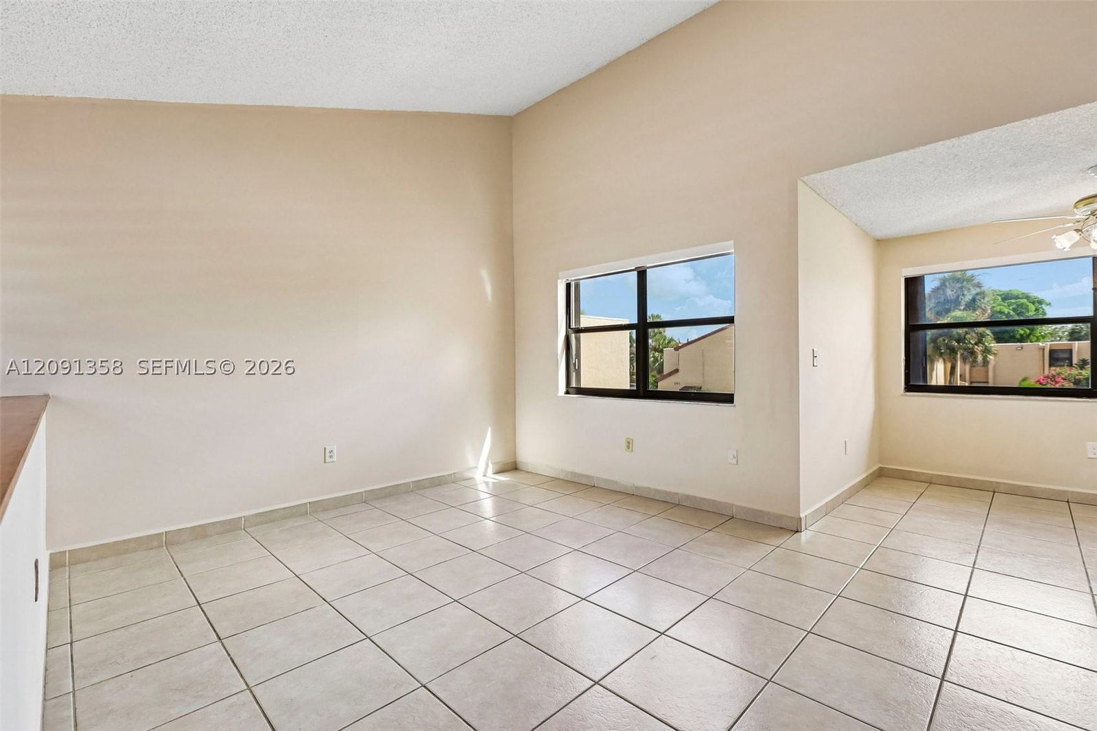 Real estate property located at 241 Park Dr #5-202, Miami-dade, Indian Summer Vilg Condo, Miami, FL