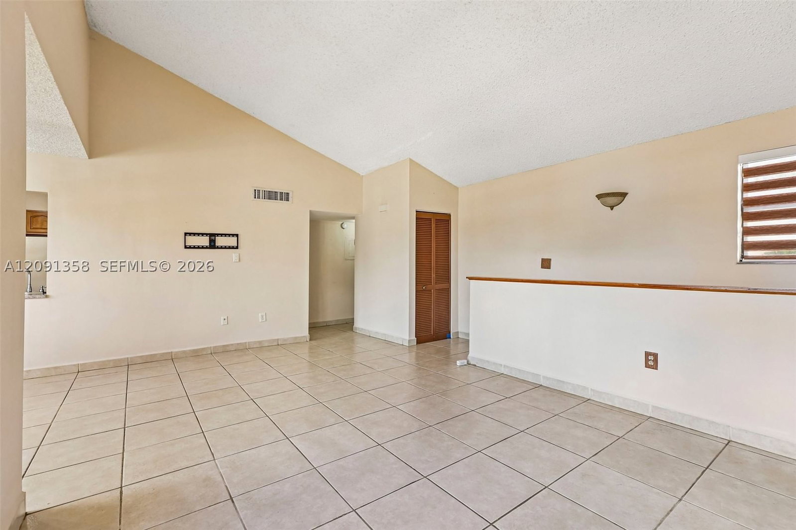 Real estate property located at 241 Park Dr #5-202, Miami-dade, Indian Summer Vilg Condo, Miami, FL