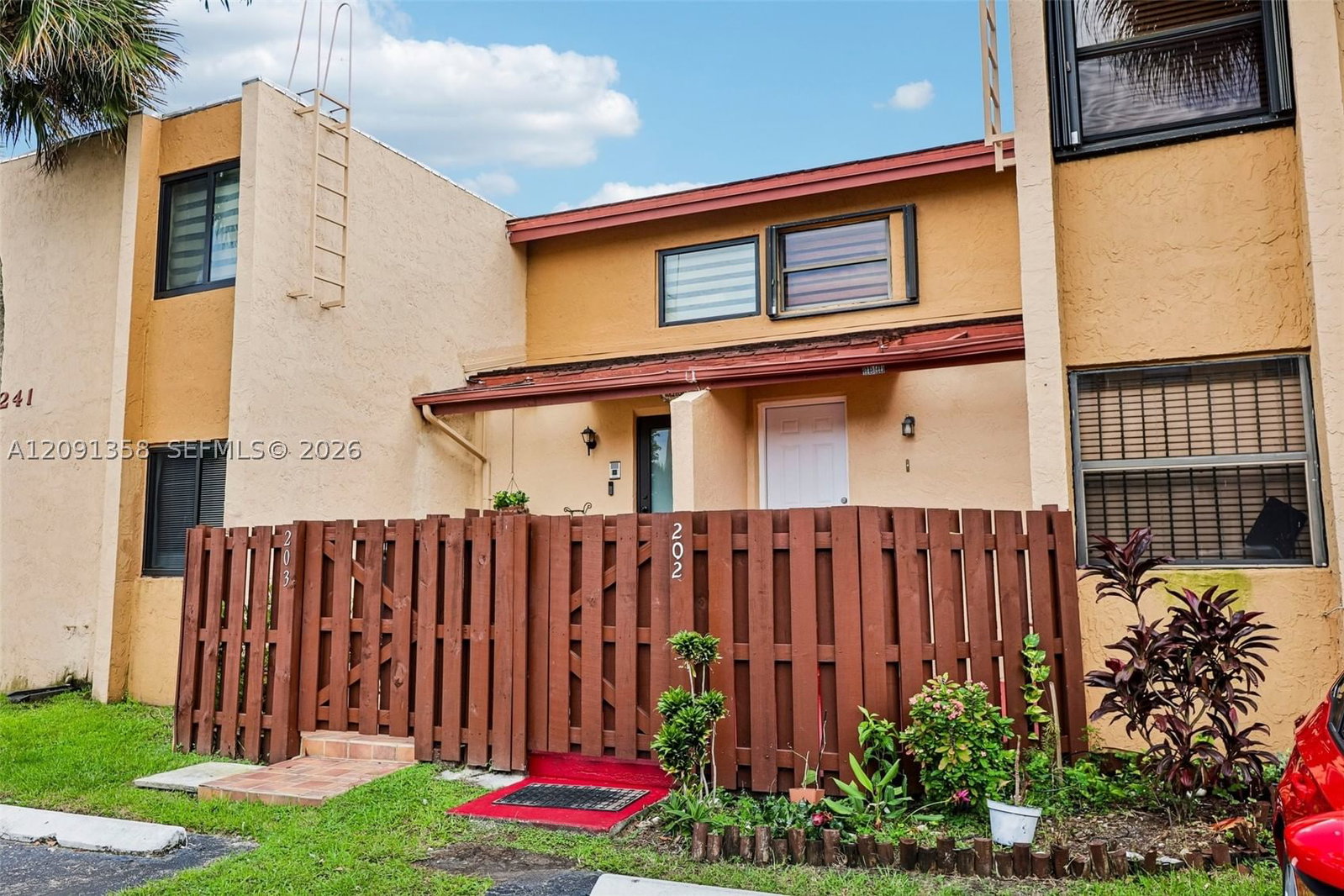 Real estate property located at 241 Park Dr #5-202, Miami-dade, Indian Summer Vilg Condo, Miami, FL