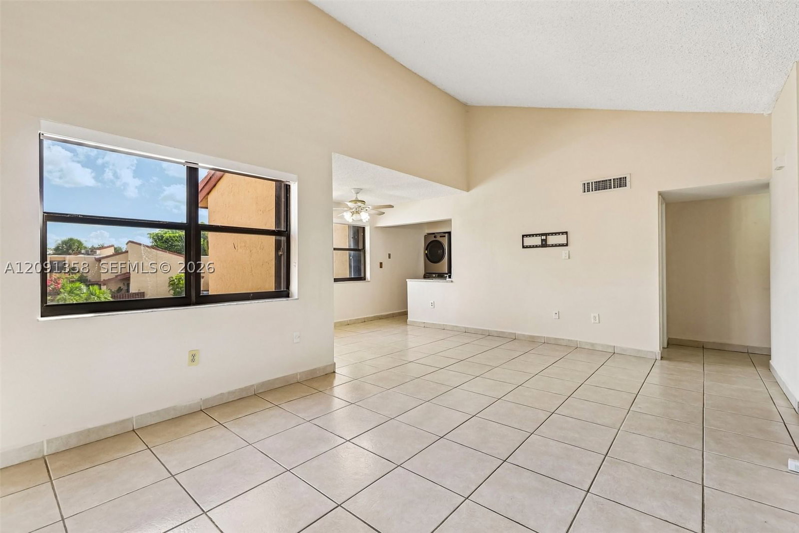 Real estate property located at 241 Park Dr #5-202, Miami-dade, Indian Summer Vilg Condo, Miami, FL