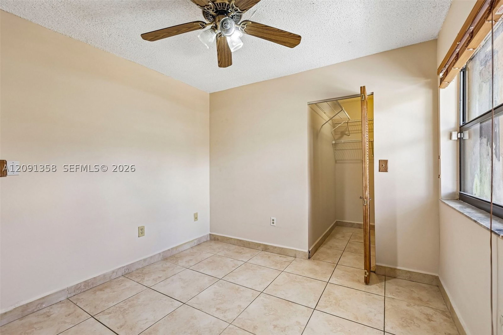 Real estate property located at 241 Park Dr #5-202, Miami-dade, Indian Summer Vilg Condo, Miami, FL