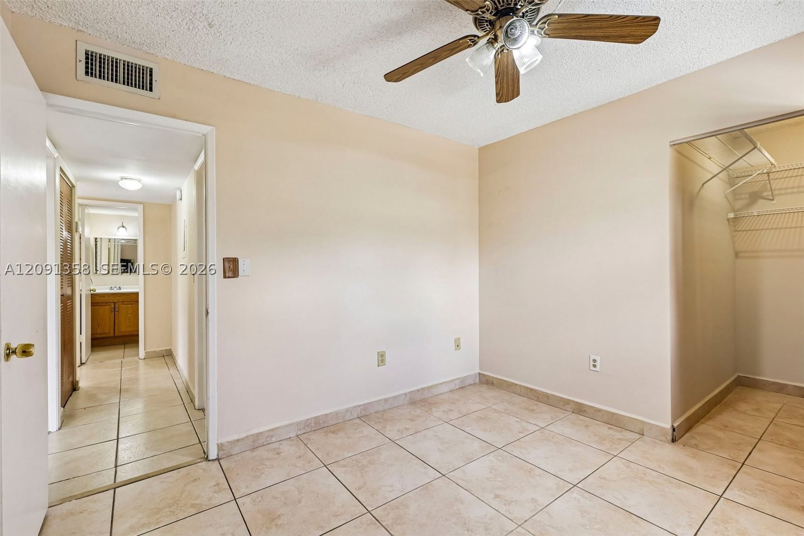 Real estate property located at 241 Park Dr #5-202, Miami-dade, Indian Summer Vilg Condo, Miami, FL
