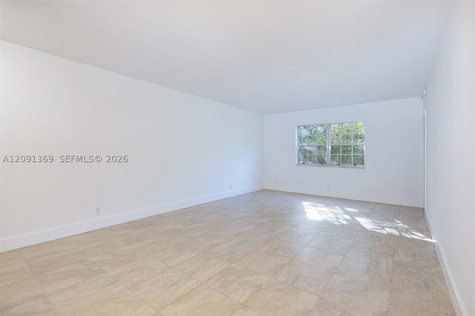 Real estate property located at 2424 17th Cswy #109B, Broward, Village At Harbor Beach C, Fort Lauderdale, FL