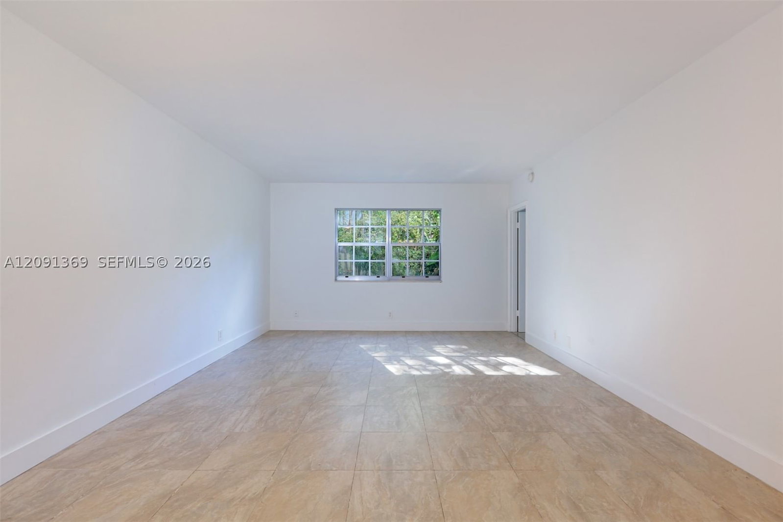 Real estate property located at 2424 17th Cswy #109B, Broward, Village At Harbor Beach C, Fort Lauderdale, FL