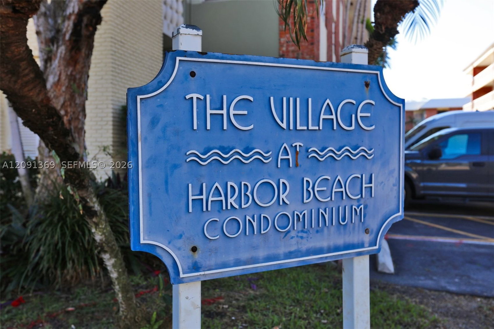 Real estate property located at 2424 17th Cswy #109B, Broward, Village At Harbor Beach C, Fort Lauderdale, FL