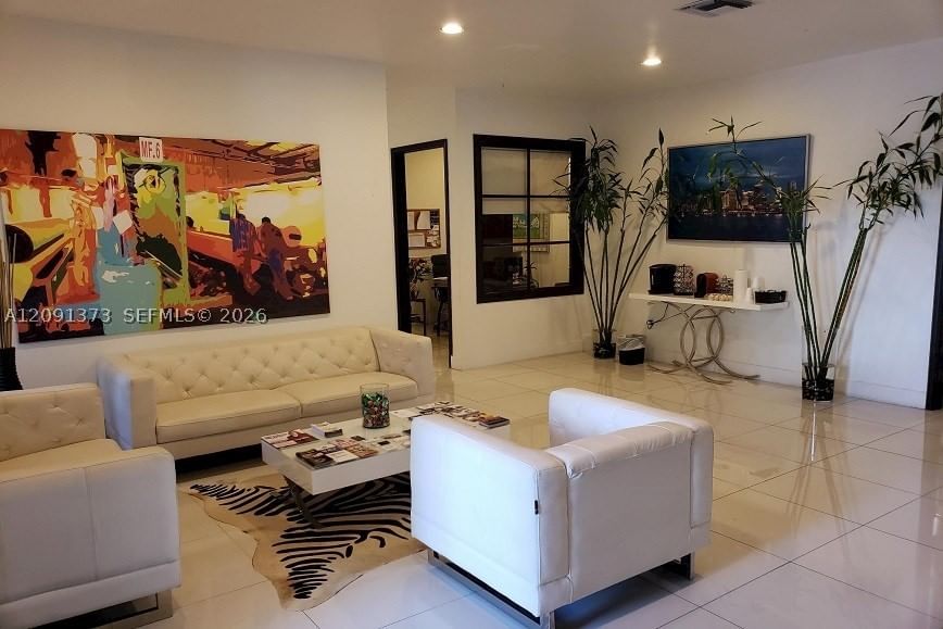 Real estate property located at 4520 107th Ave #105-10, Miami-dade, Enclave At Doral Condo No, Doral, FL