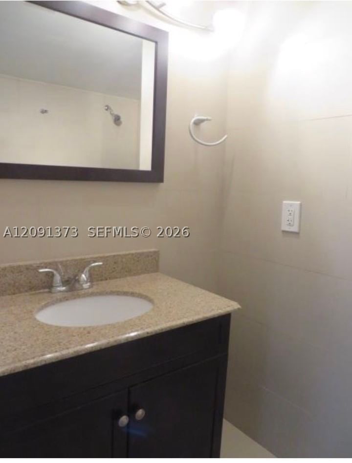 Real estate property located at 4520 107th Ave #105-10, Miami-dade, Enclave At Doral Condo No, Doral, FL